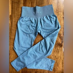 NVGTN contour seamless leggings (dark blue) size medium